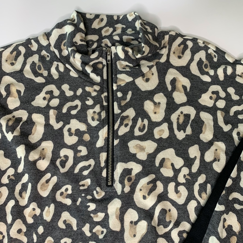 Gray Beige Animal Leopard Crop 1/4 zip Long Sleeve - Picture 3 of 4